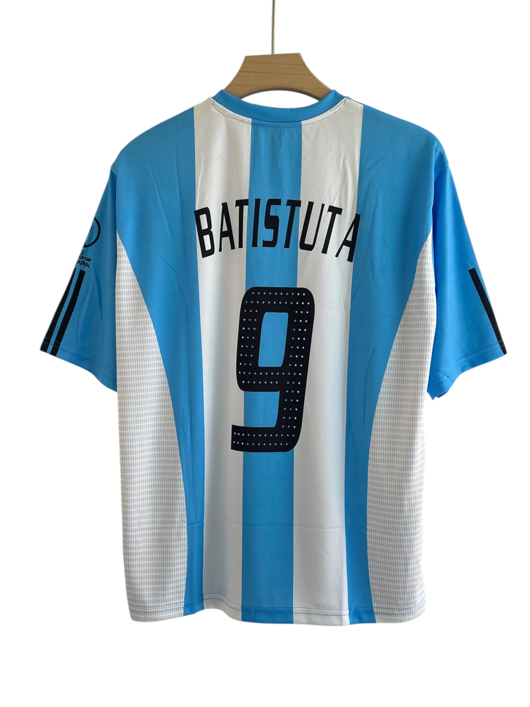 Batistuta-09 Argentina 2002/04 Five sleeve - Image 2