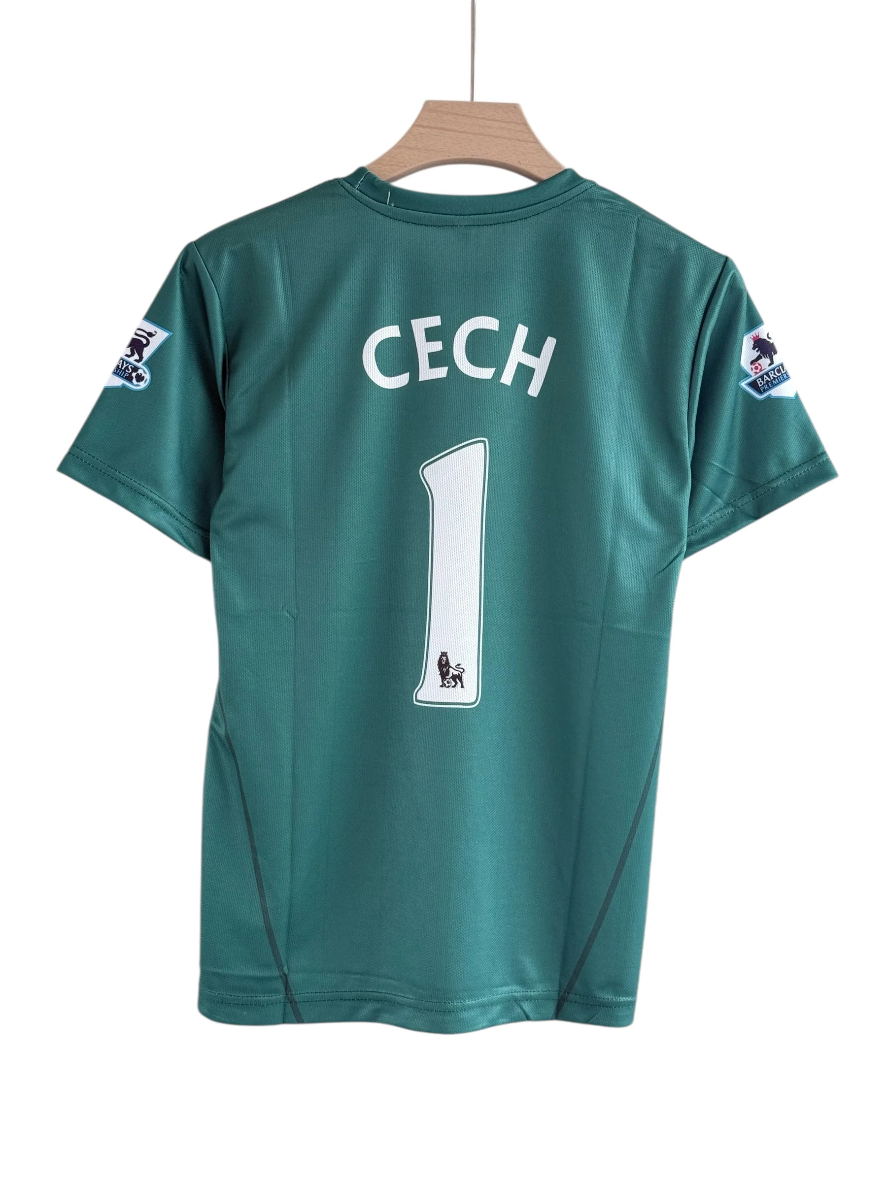 Cech-1 Chelsea GK kit 2012/13 - Image 2