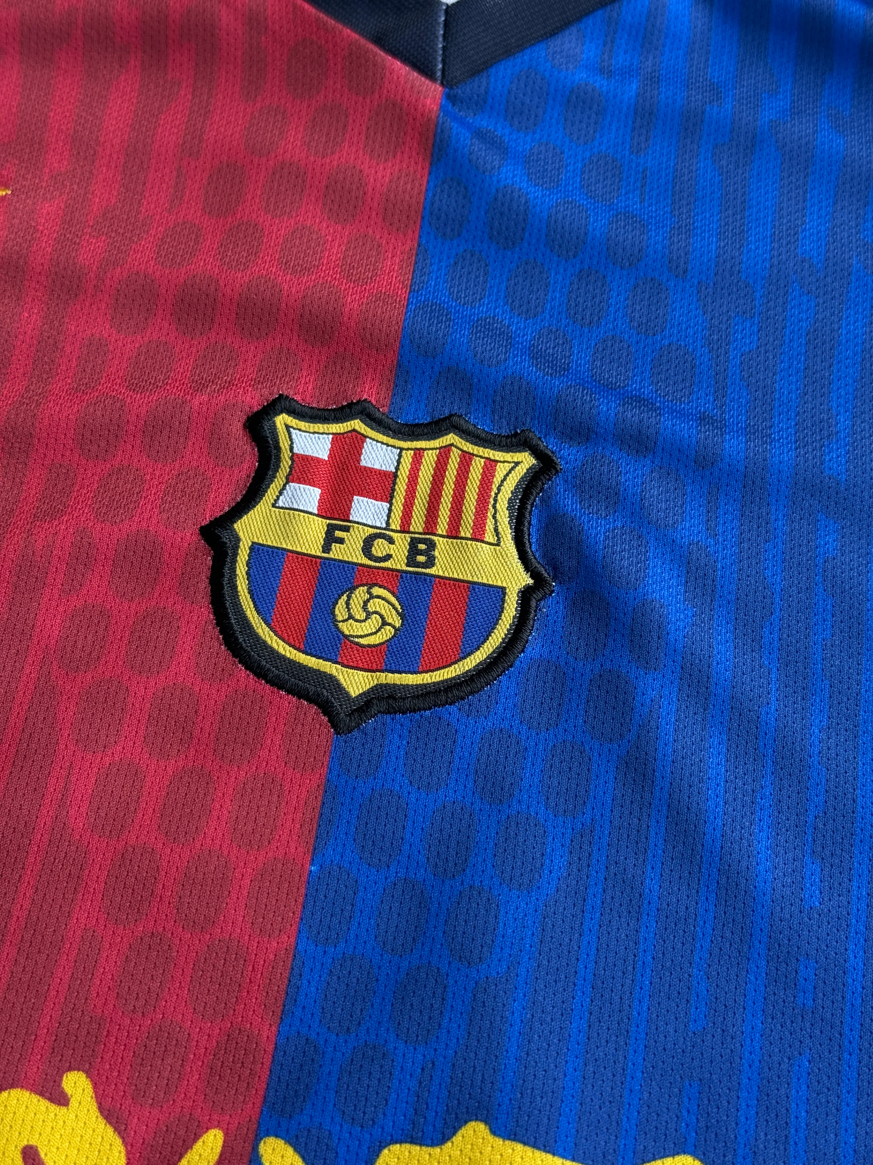 Lamine yemal -19 Barcelona Travis Scott home kit 2024/25  Five sleeve will collar and embroidery - Image 5