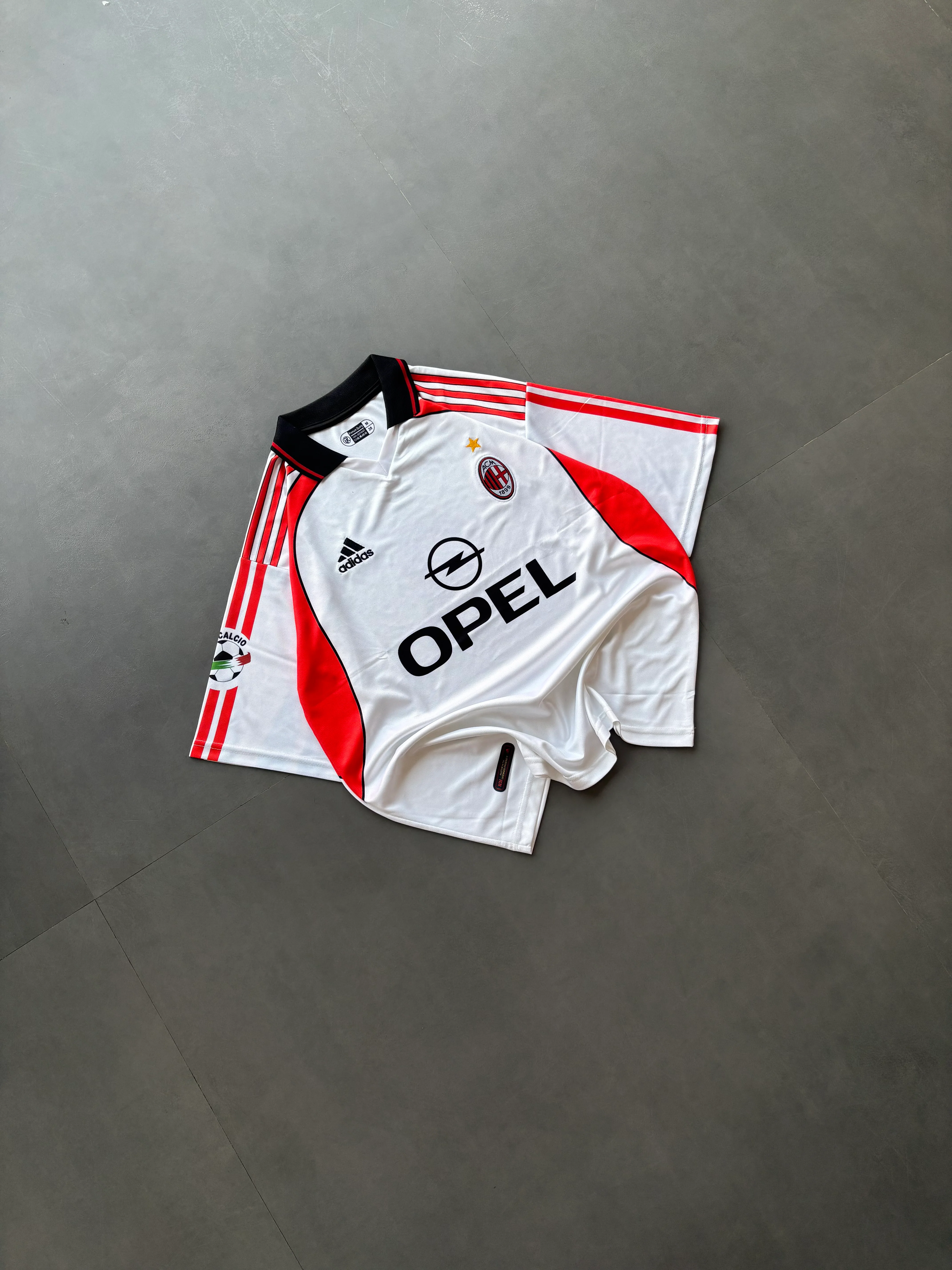 Maldini-3 Ac Milan 2000/01 Five sleeve with collar and embroidery - Image 3