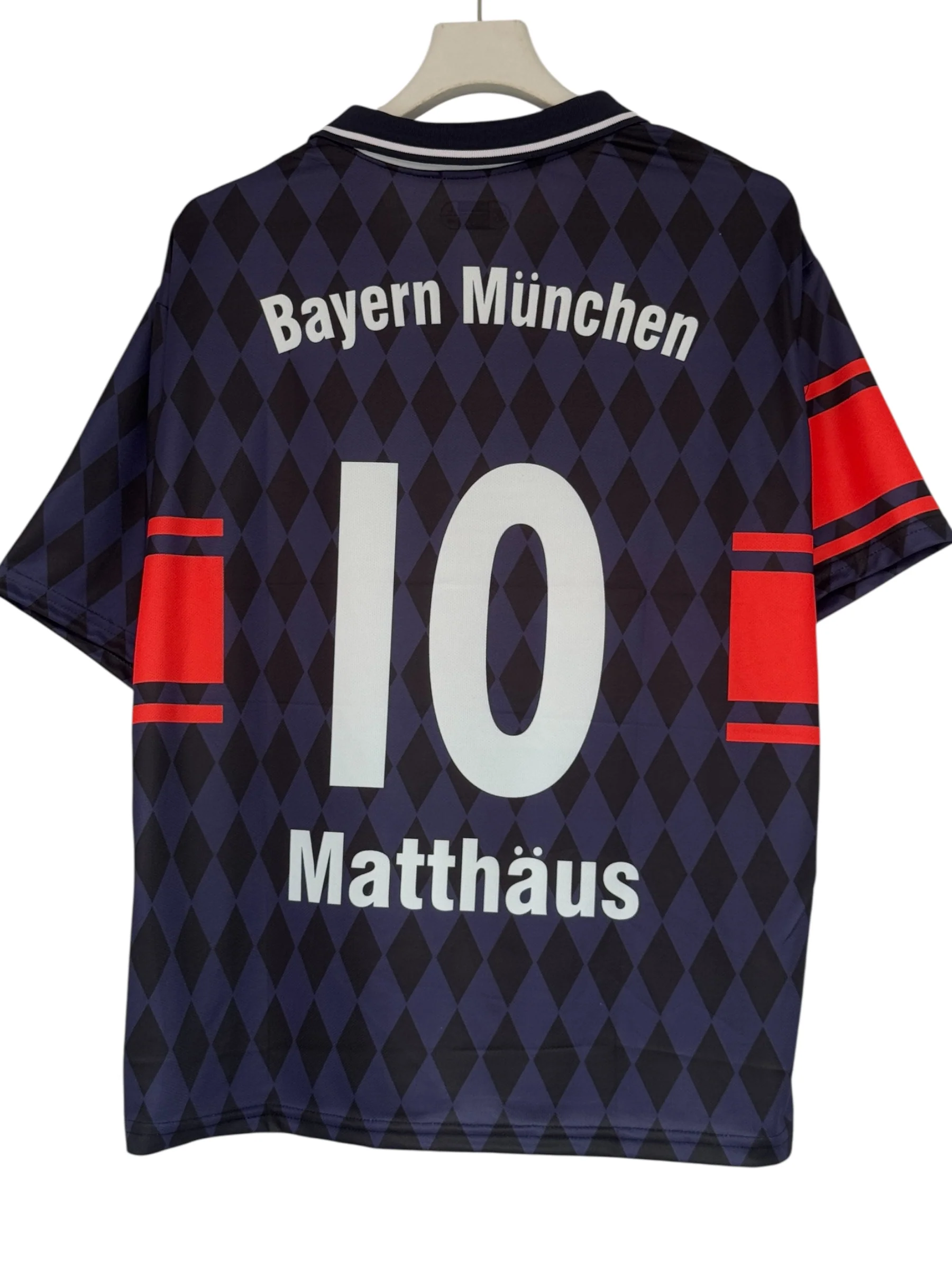 Matthaus-10 Bayern 1997/99 Five sleeve collar and embroidery - Image 2