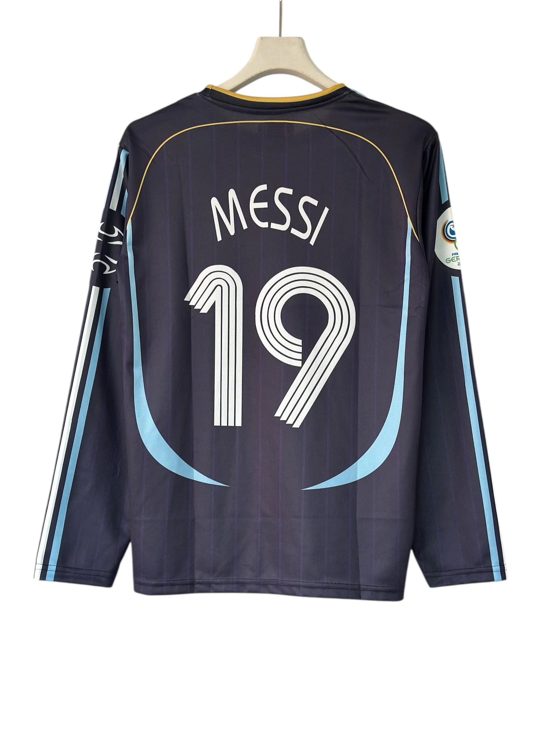 Messi-10 Argentina 2006/07 Full sleeve retro - Image 2