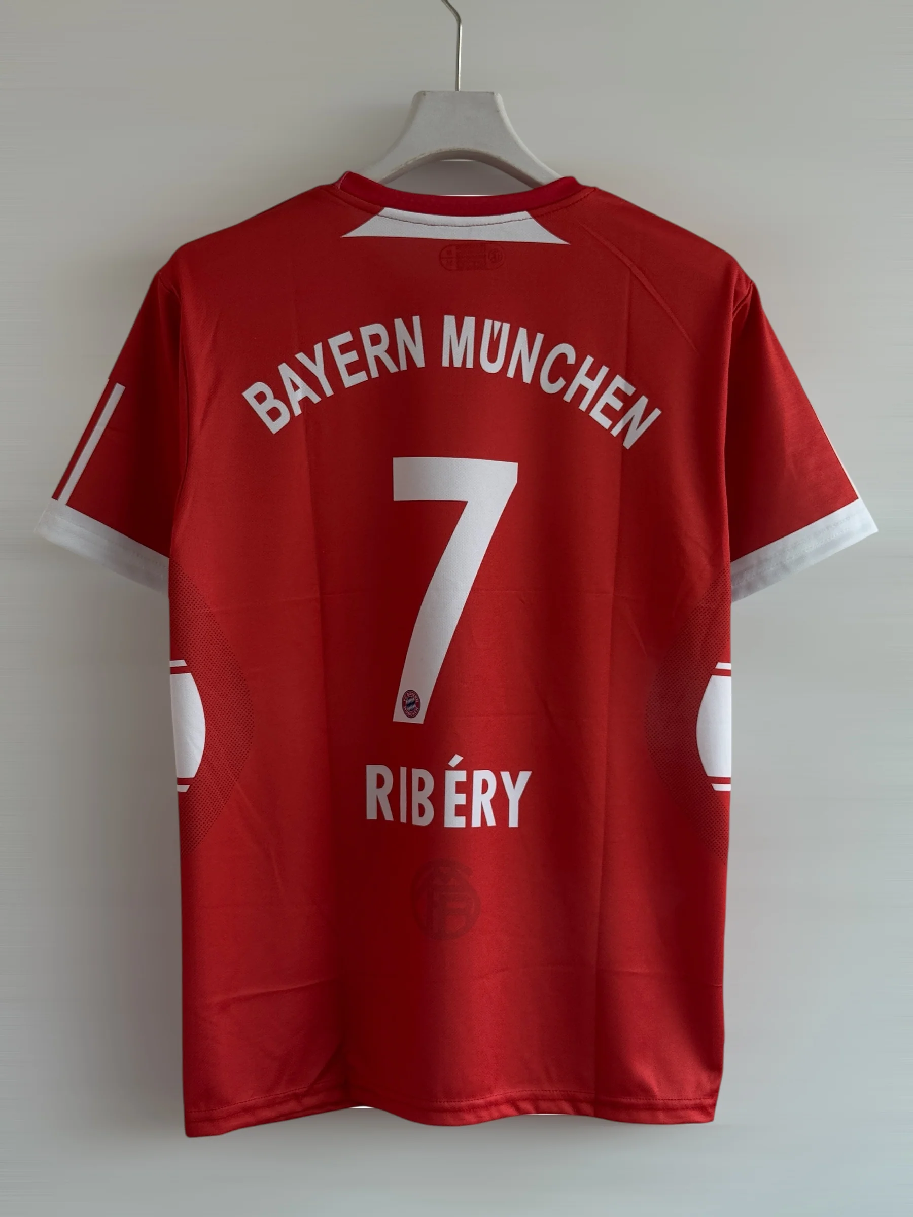 Ribery-07 Bayern 2007/08 Half sleeve with embroidery - Image 2