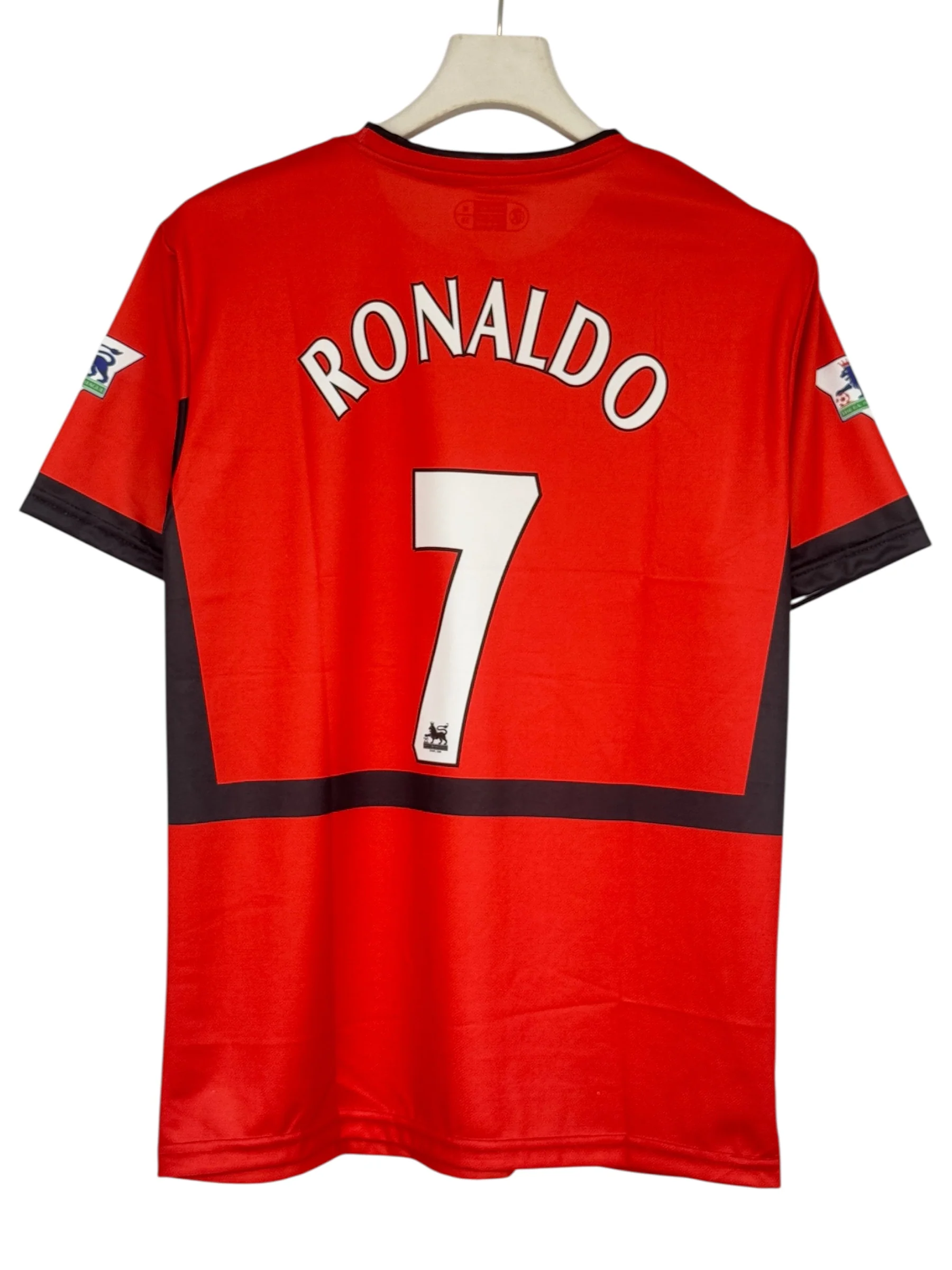 Ronaldo-07 Manchester United 2002/04 Normal sleeve with embroidery logos, premium quality - Image 2