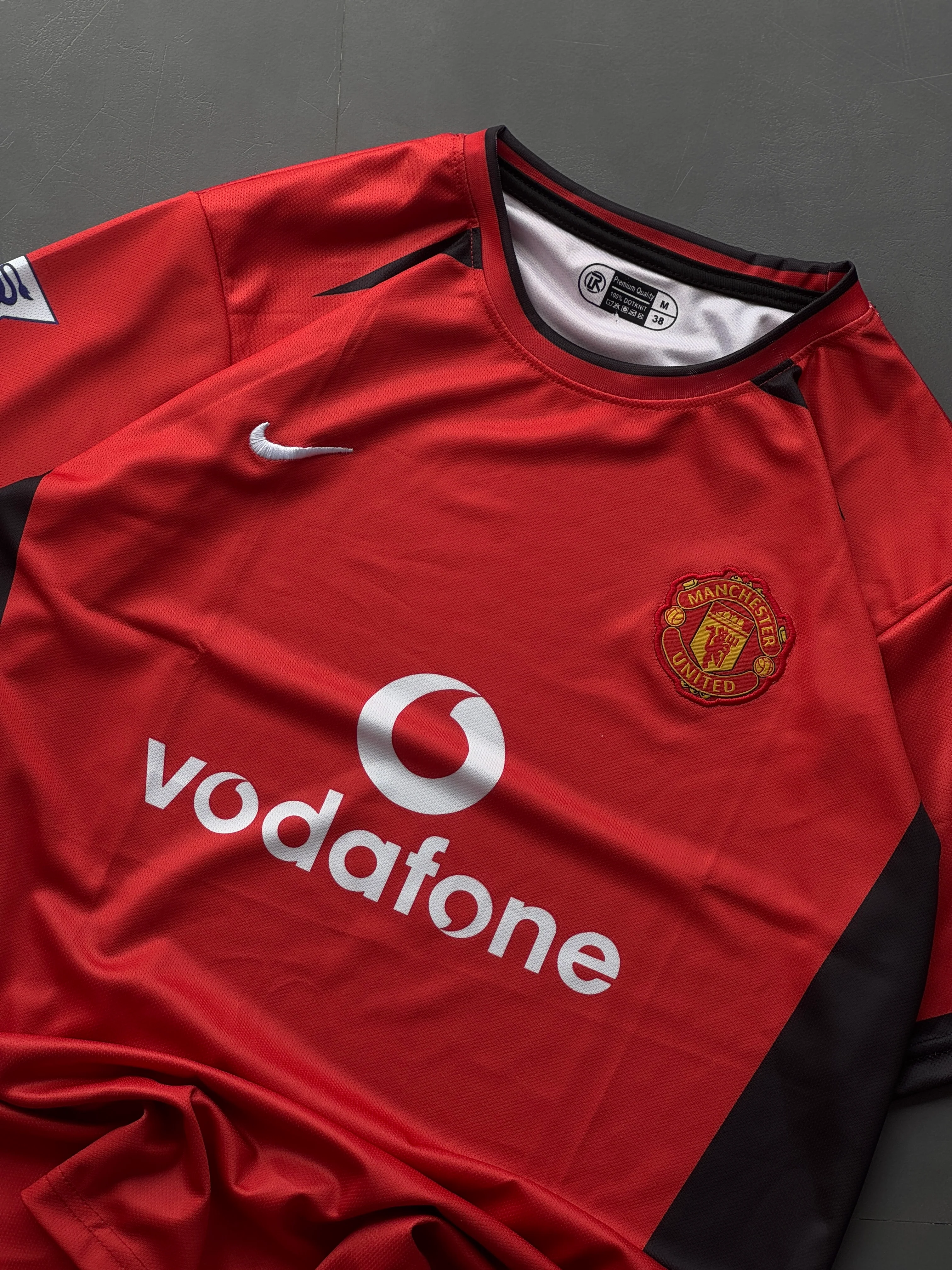 Ronaldo-07 Manchester United 2002/04 Normal sleeve with embroidery logos, premium quality - Image 3
