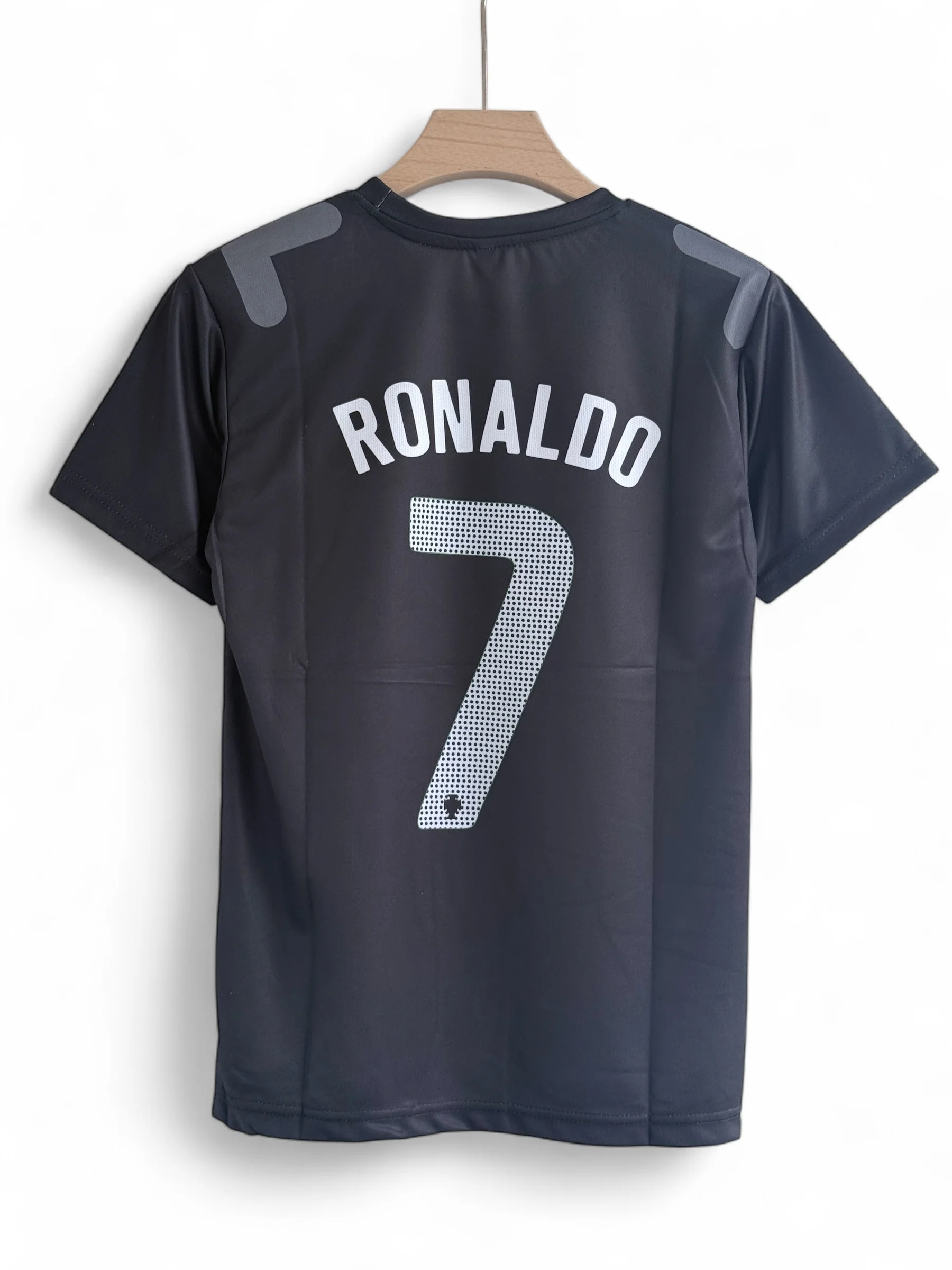 Ronaldo-07 Portugal 2013/14 away - Image 2