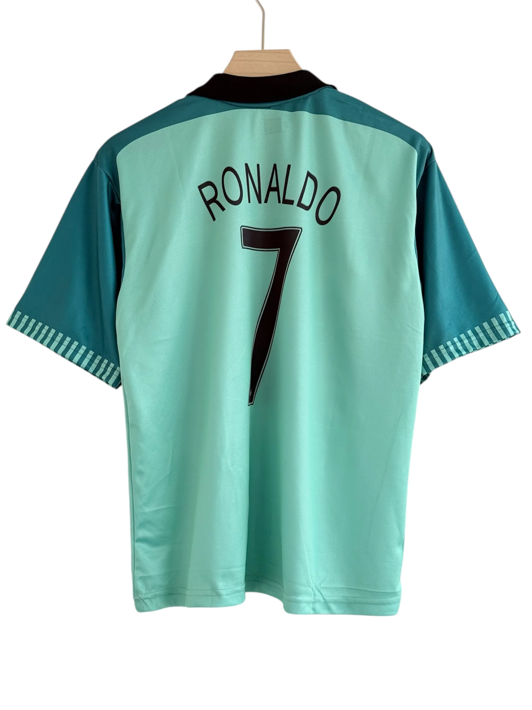 Ronaldo-07 Portugal 2016 Away with collar and embroidery - Image 2