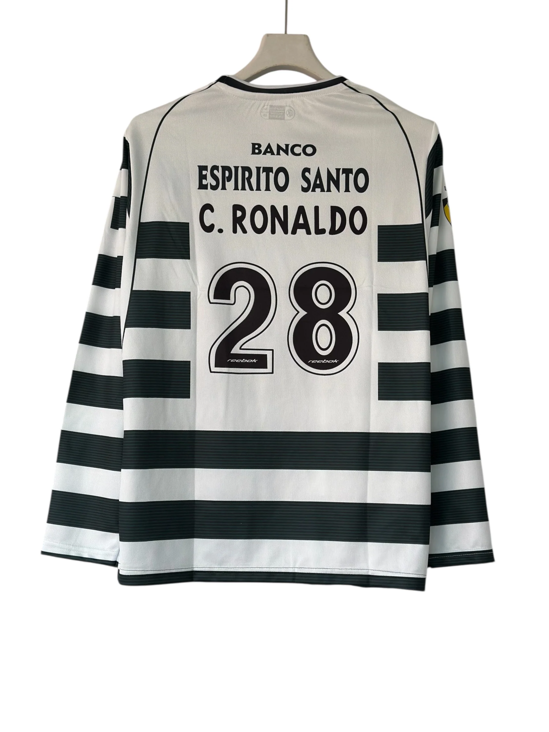 Ronaldo-28 Sporting 2001/03 Full sleeve Retro - Image 2